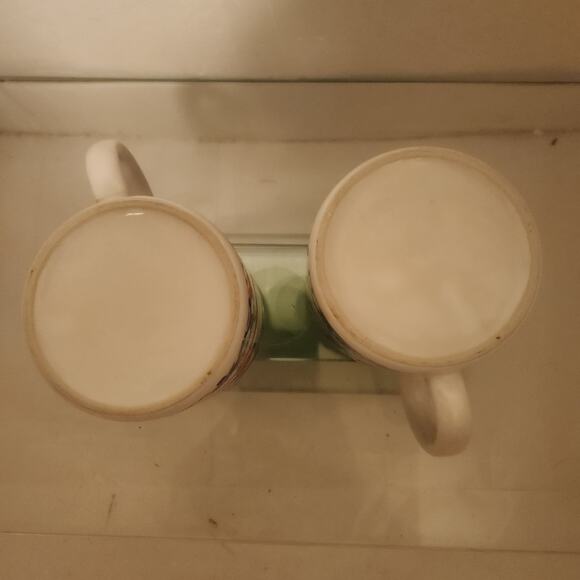 Seattle Pike Place Set of 2 Coffee Cups - Picture 5 of 5